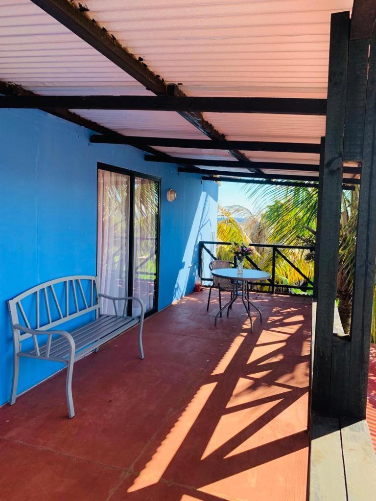 Hostel Pua Vaenga Hanga Roa Exterior foto